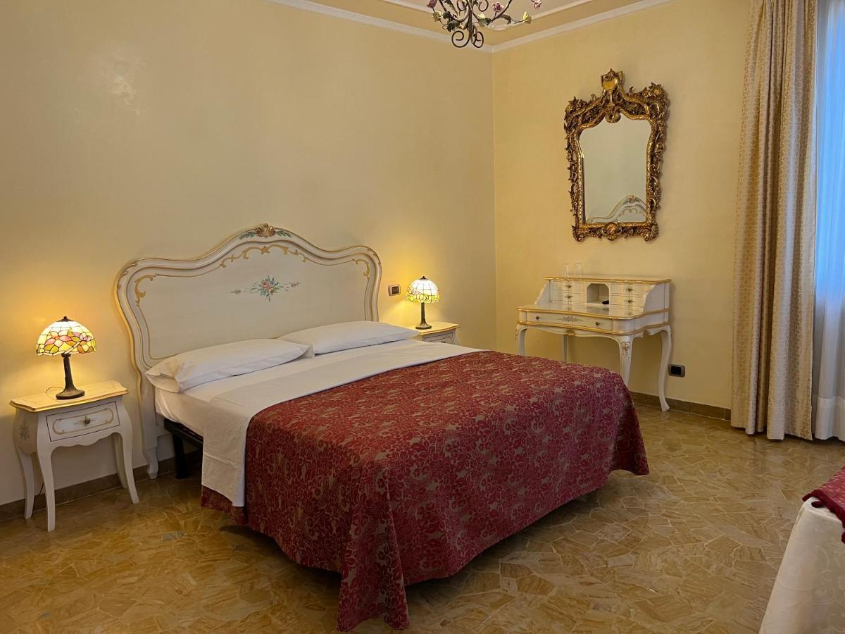 Inn Venecia Exterior foto