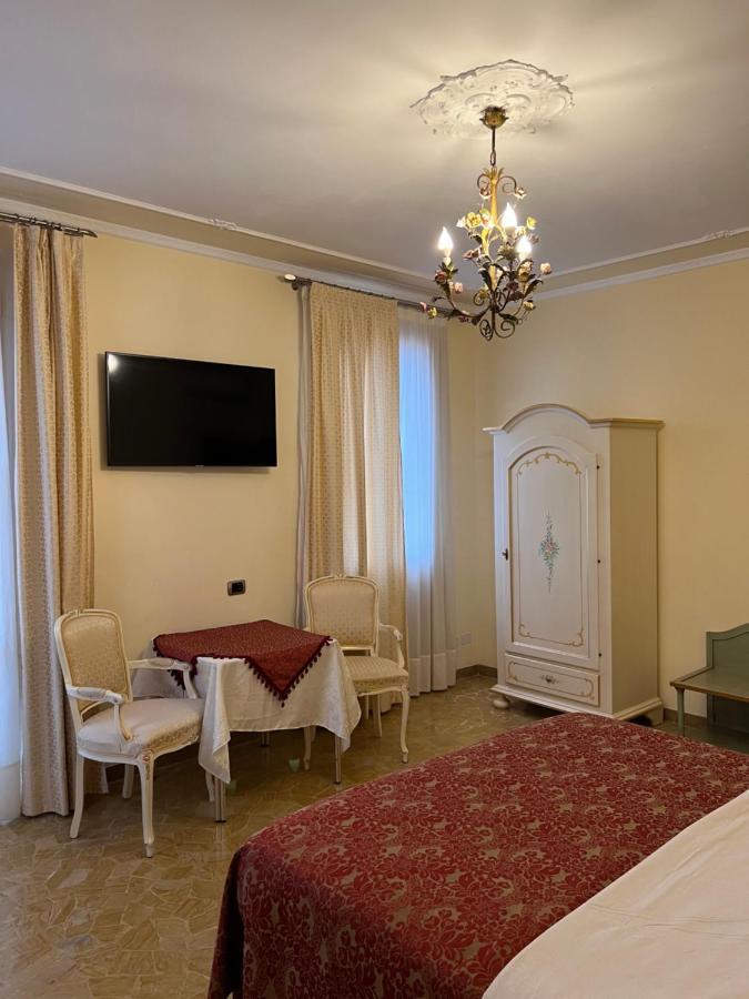 Inn Venecia Exterior foto